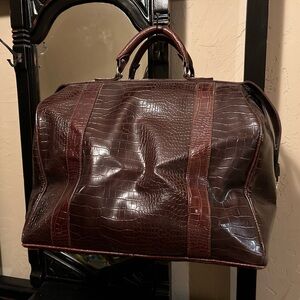 🐊Bath & Body Works Luggage BBW crocodile alligator 🐊WeekenderSuper Spacious!